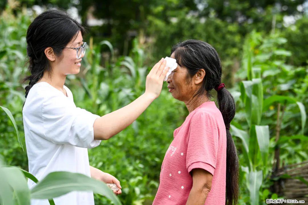 全网追的“扁担女孩”,找了一份暑假工,时薪12元 - 无锡生活资讯 - 无锡28生活网 wx.28life.com